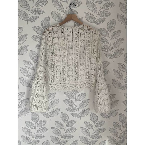 Forever 21 White Long Sleeve Sheer Lace Blouse, Size M - Picture 4 of 4